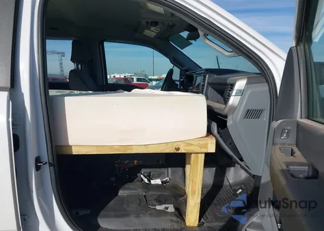 2024 Ford F350 из США, поврежденный, VIN 1FT8W3DT9REC87233